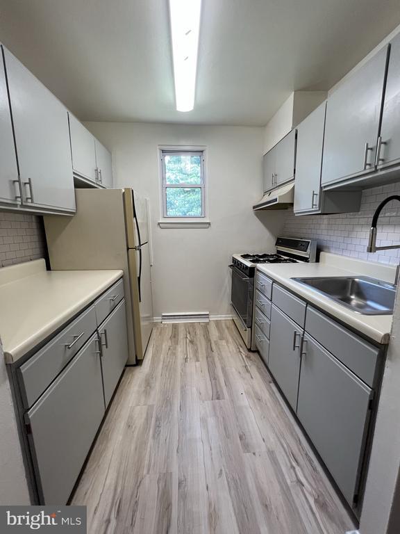 Building Photo - 4414 Falls Bridge Dr