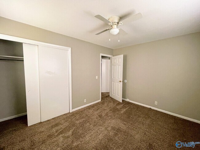 Building Photo - 4305 Barry St NW