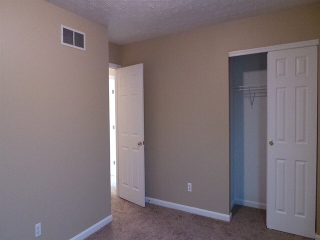 Building Photo - 6714 Midnight Sun Dr