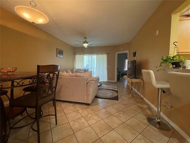 Building Photo - 6007 Skydale Way