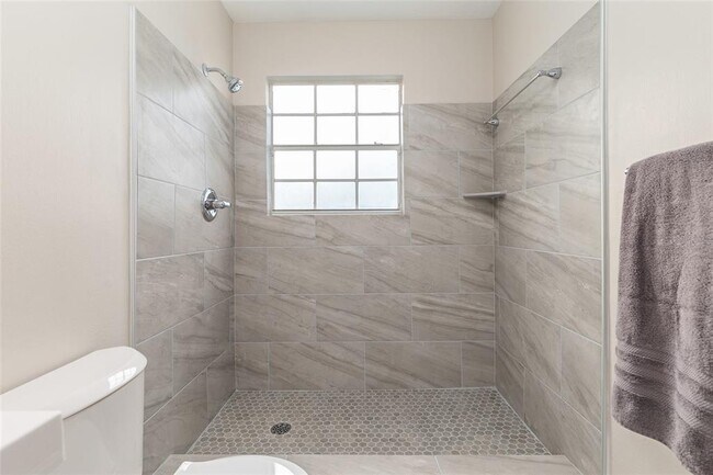 Building Photo - 9755 SW 52nd Rd