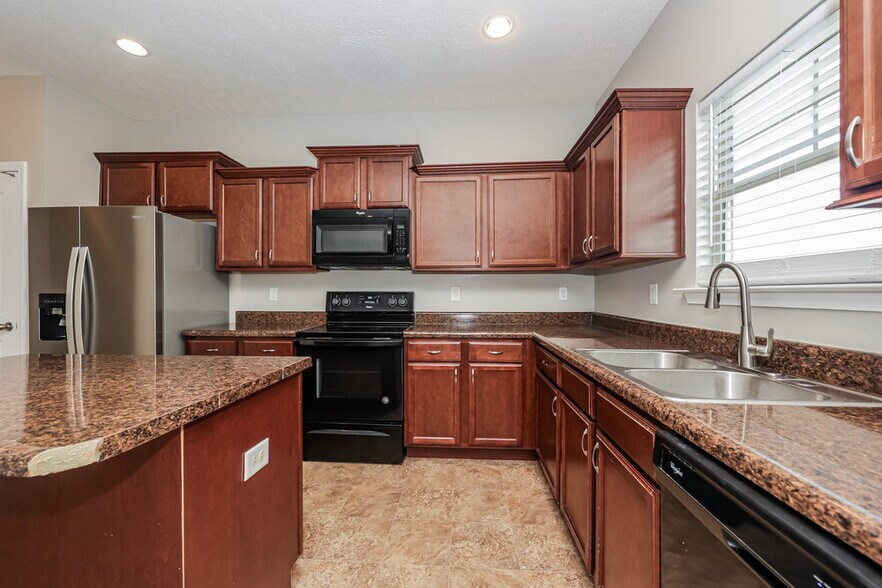 Building Photo - 1112 Moonriver Cove