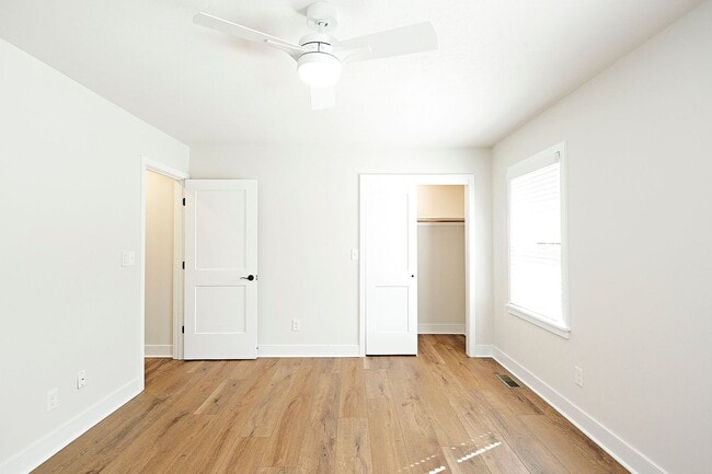 Building Photo - 917 Belmont Ave