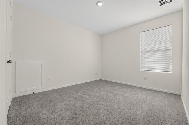Building Photo - 511 Jones Bch Ln