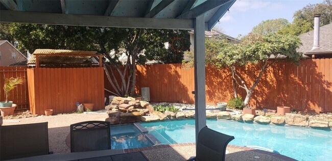 Building Photo - 3310 Little Farms Ct