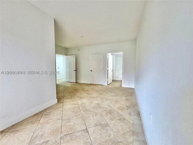 Building Photo - 507 Belmont Ln