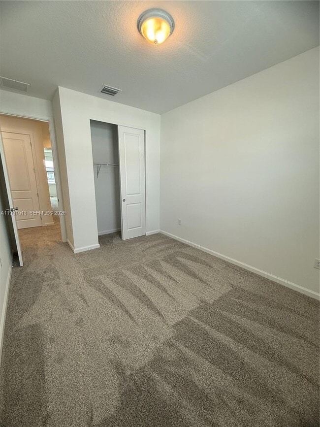 Building Photo - 4286 Efendi Dr