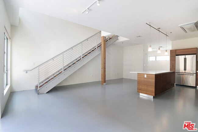 Building Photo - 11500 Tennessee Ave