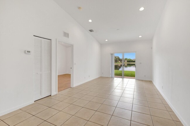 Building Photo - 9820 Galleon Dr