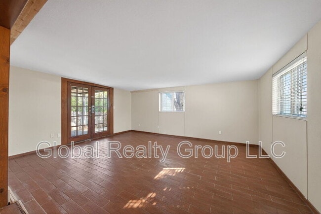 Building Photo - 4022 Ramsgate St