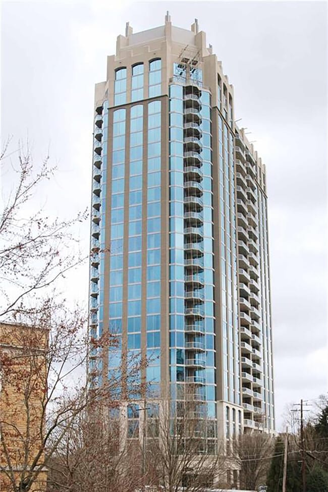 Building Photo - 2795 Peachtree Rd