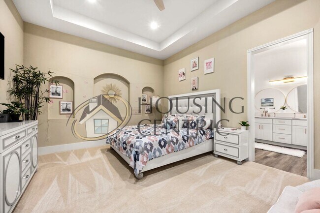 Building Photo - Breathtaking Luxury Custom Rental in Guard Gated Serrano Golf Community!!