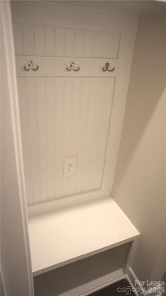 Building Photo - 344 Cedar Knoll Cir