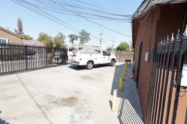 Building Photo - 1108 Monterey St