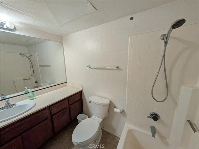 Building Photo - 301 N Ford Ave