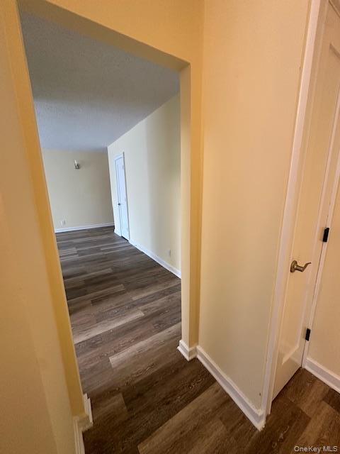 Building Photo - 14 Nosband Ave