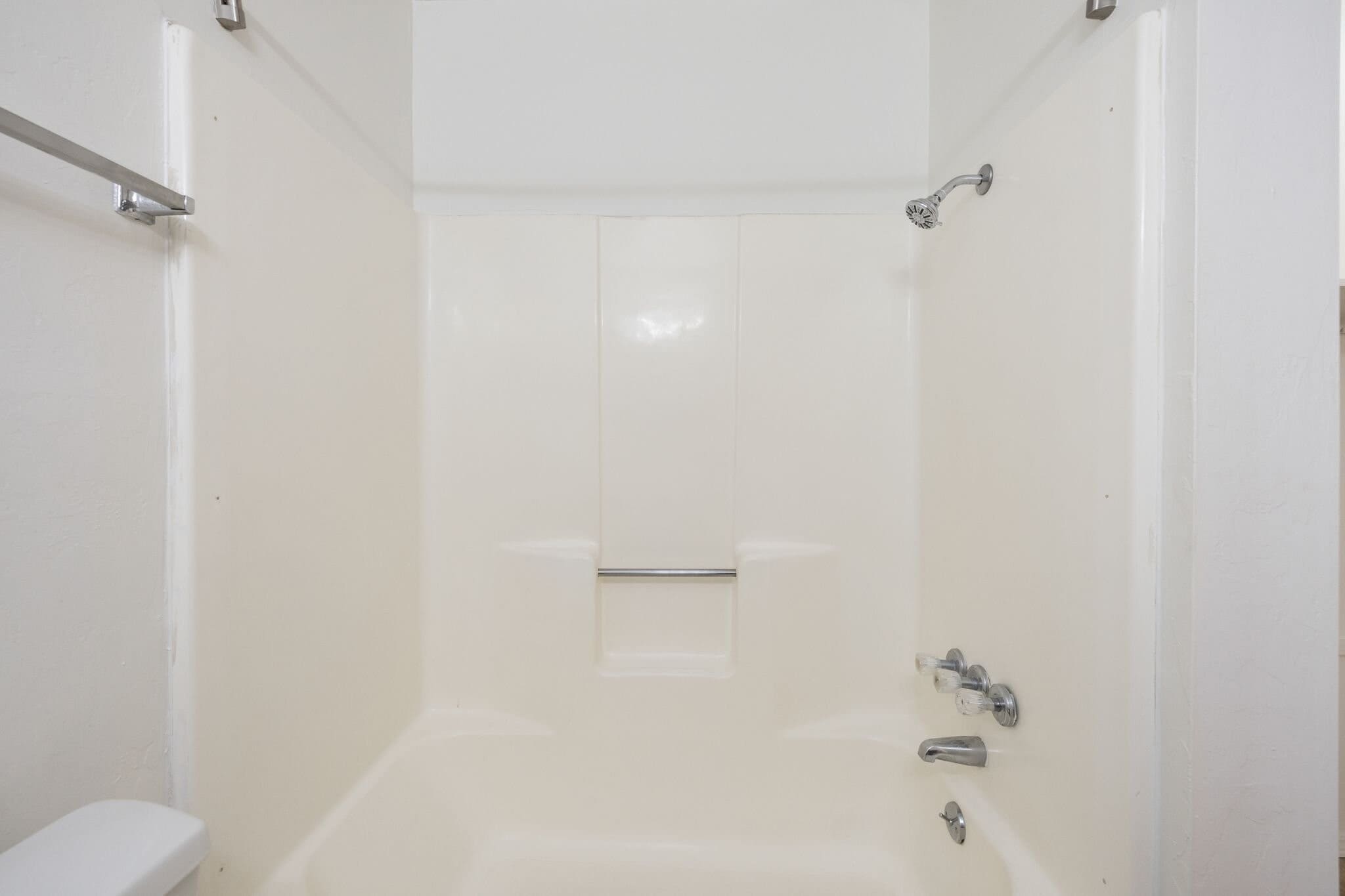 Building Photo - 1299 Tapadero Dr