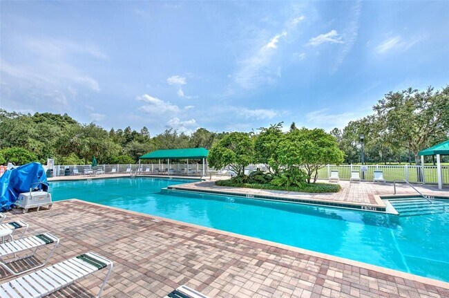 Building Photo - 5046 Gato Del Sol Cir