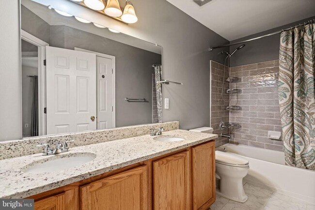 Building Photo - 15701 Palermo Terrace