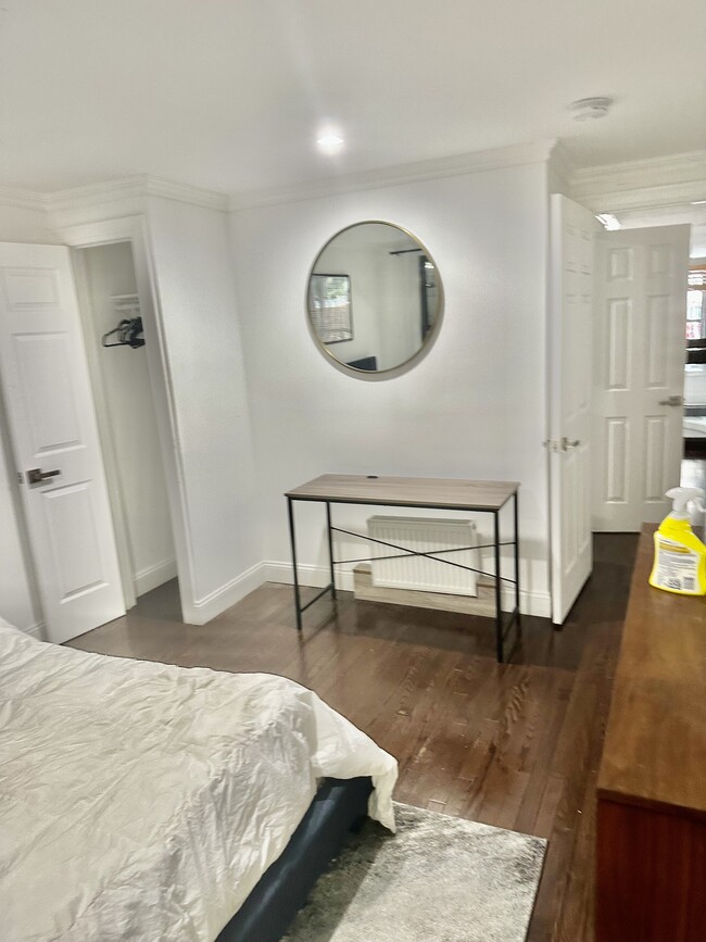 Building Photo - 308 Clifton Plz