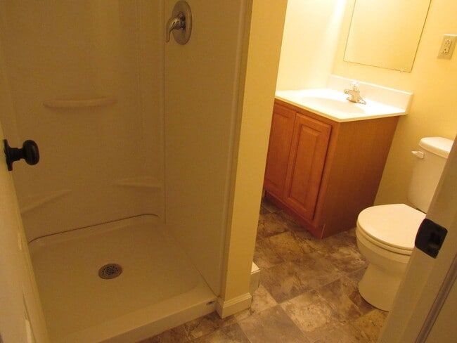 Building Photo - 1100 RES