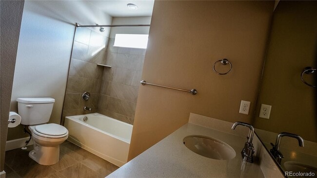 Building Photo - 7118 Othello St