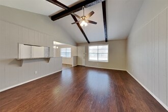 Building Photo - 2315 Shadbury Ct