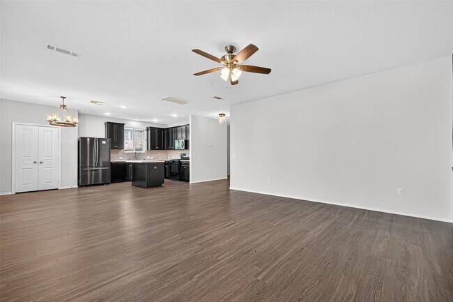 Building Photo - 5027 Brewcastle Ln