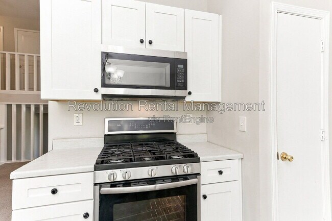 Building Photo - 3843 N Fork Ct NW