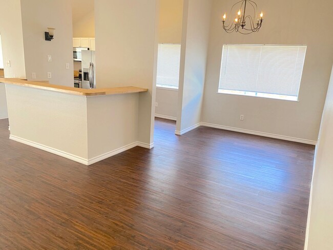 Building Photo - FOR SALE or RENT