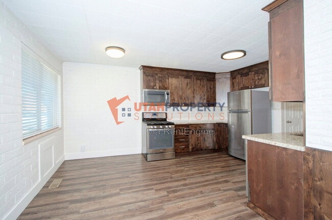 Building Photo - 7293 S 1105 E