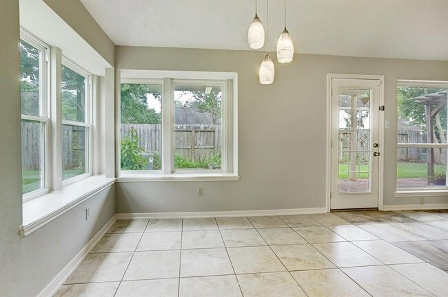 Building Photo - 3826 Carya Cir