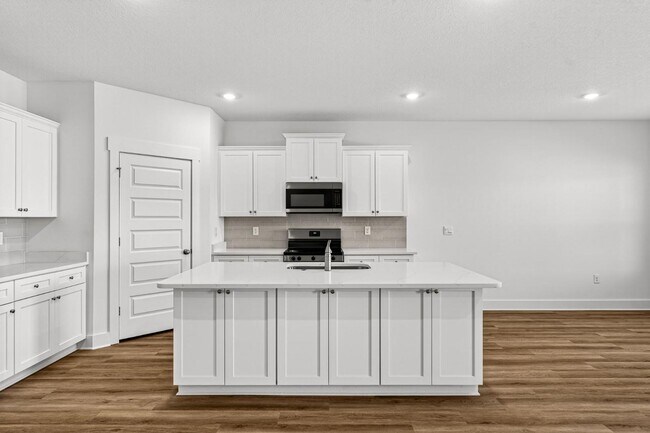 Building Photo - 36 Gray Owl Dr