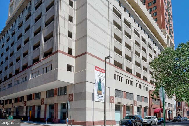 Primary Photo - 414 Water St