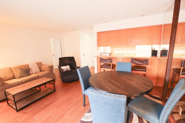 Building Photo - 77845 California Dr