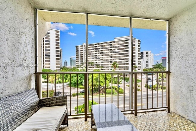 Building Photo - 501 Three Islands Boulevard