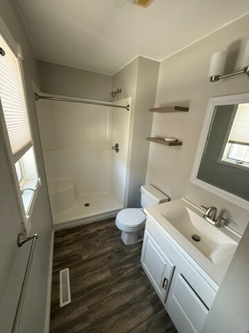 Building Photo - 1511 2nd Ave N