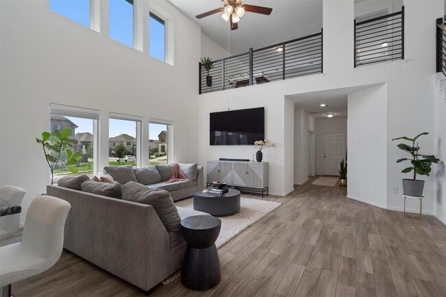 Building Photo - 6720 Coalinga Ln