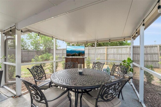 Building Photo - 808 Malone Dr