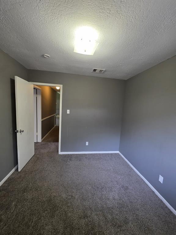 Building Photo - 22819 Carter Gate Dr