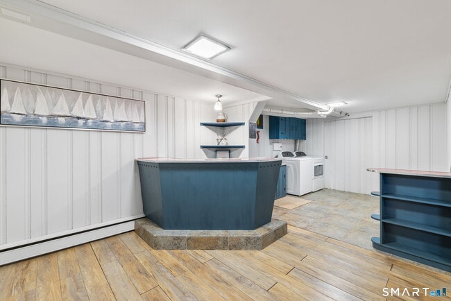 Building Photo - 103 Edgemere Ave