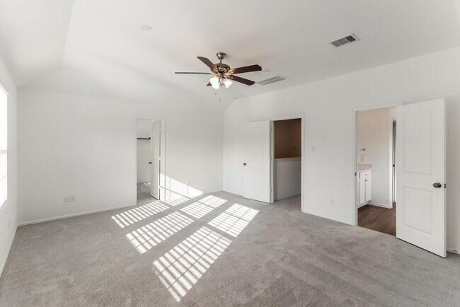 Building Photo - 1707 Fairlea Gin Path