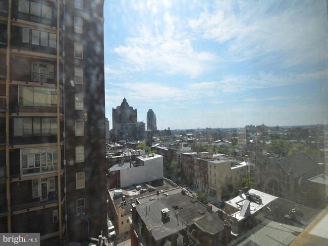 Building Photo - 1810 Rittenhouse Square