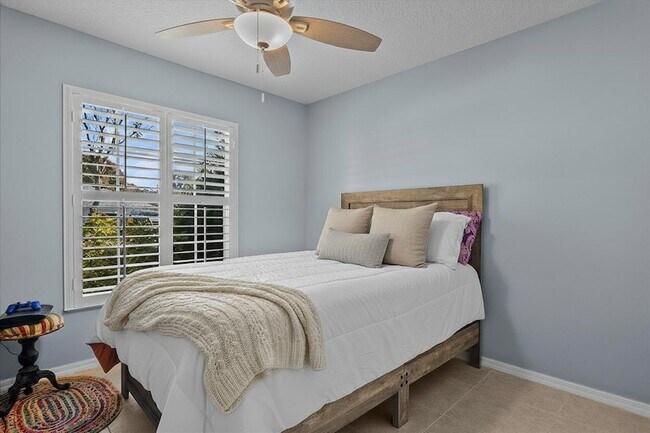 Building Photo - 1960 SE Bowie St