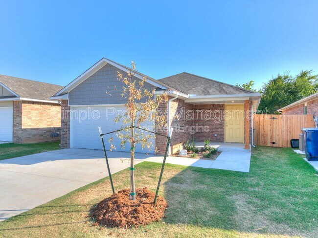 Building Photo - 11520 SW 12th St