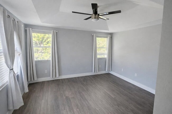 Building Photo - 4135 Eastridge Cir