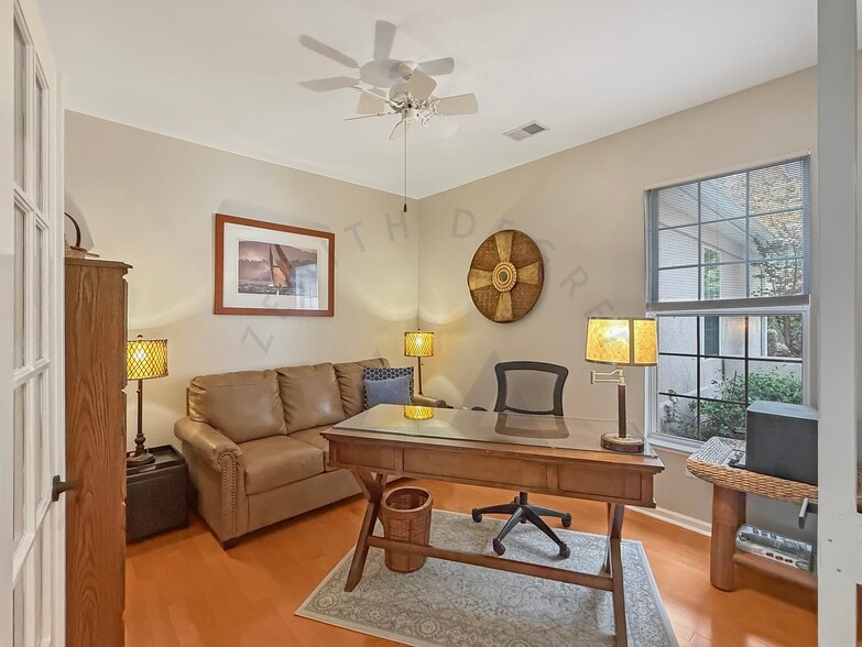 Building Photo - 20 Fickling Ct