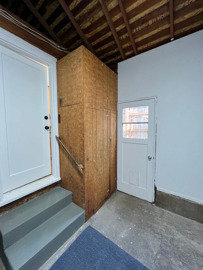 Building Photo - 545be