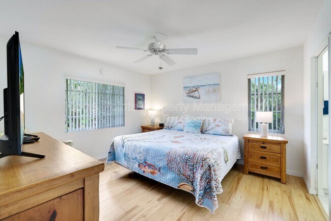 Building Photo - 249 Gabriel Cir