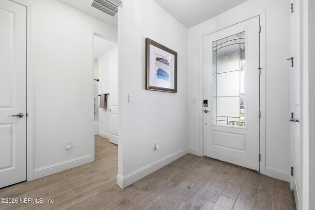 Building Photo - 75722 Bayley Pl